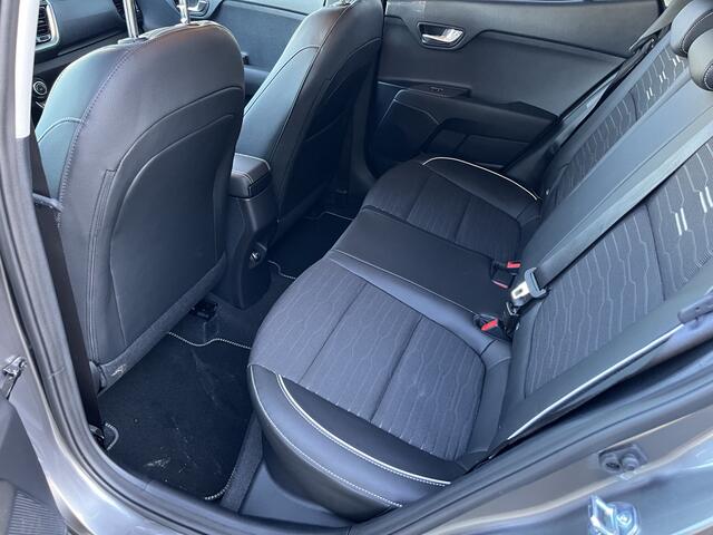 KIA Stonic 1.0 T-GDi MHEV GT-Line Navi+BT+Cam ECC-Airco Cr.Control Stoel+Stuurverw. 17"LMV 7jr Garantie