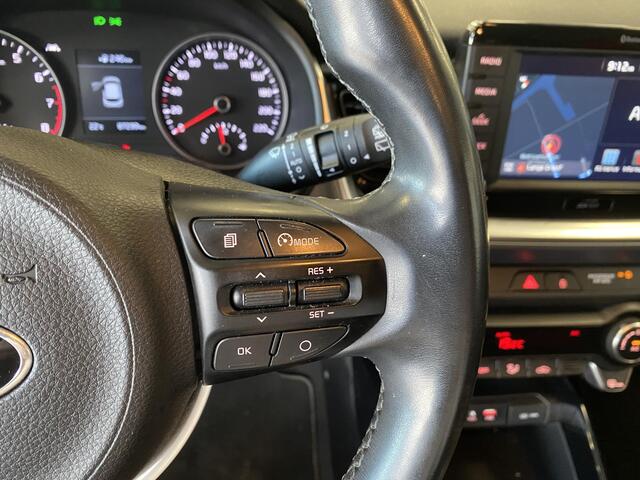 KIA Stonic 1.0 T-GDi DynamicLine | Two-Tone uitvoering met zwart dak | Full map navigatie | Achteruitrij camera | Cruise control | Apple Carplay/Android Auto | Keyless | Parkeersensoren achter |