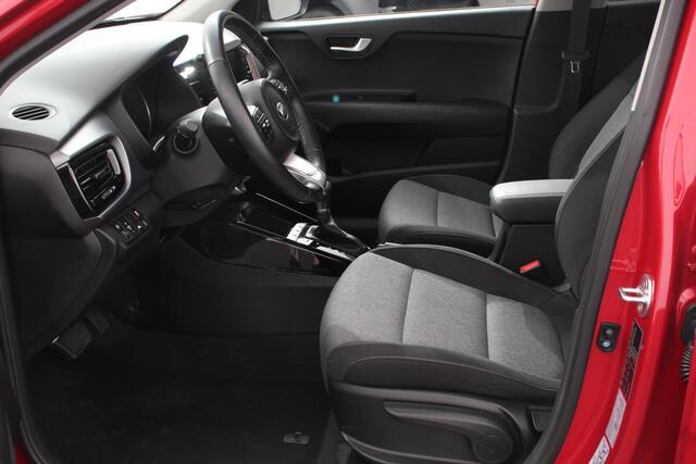 KIA Stonic 1.0 T-GDi 120PK DynamicPlusLine Navigatie Apple Carplay/Android Auto Cruise Control Stoel/Stuurverwarming Privacy Glass Parkeersensoren