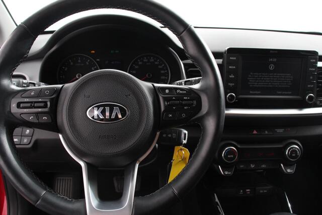 KIA Stonic 1.0 T-GDi 120PK DynamicPlusLine Navigatie Apple Carplay/Android Auto Cruise Control Stoel/Stuurverwarming Privacy Glass Parkeersensoren