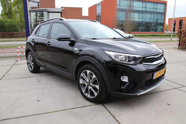 KIA Stonic 1.0 T-GDi DynamicLine Carplay-Camera, trekhaak, 1e eig, NL auto Lente aanbieding!