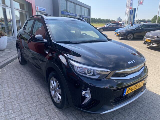 KIA Stonic 1.0 T-GDi MHEV DynamicLine Navigatie + Camera // Climate // Cruise Control Info Roel : 0492-588951