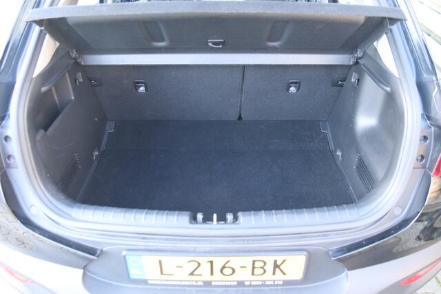 KIA Stonic 1.0 T-GDi MHEV DynamicLine Navi / Climate / Cruise