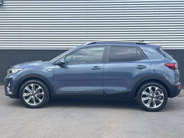KIA Stonic 1.0 T-GDi Sports Edition Nieuw geleverd, Dealer onderhouden, Achteruitrij camera, Apple Carplay/Android Auto, Cruise control, Parkeersensoren, Airco, Full map navigatie