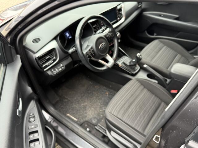 KIA Stonic 1.0 T-GDi DynamicPlusLine Navi + Camera - ZEER COMPLEET