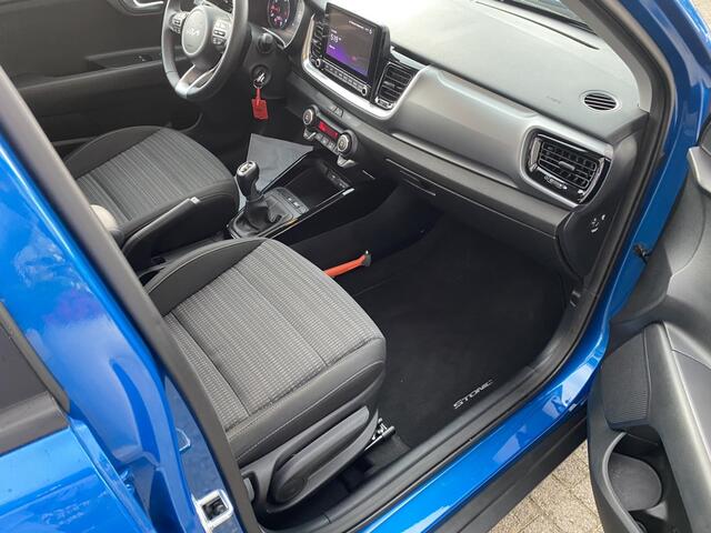 KIA Stonic 1.0 T-GDi MHEV DynamicLine Navigatie + Camera // Climate Control // Cruise Control info Roel 0492-588951