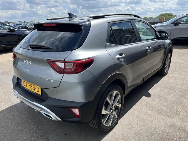 KIA Stonic 1.0 T-GDi MHEV GT-Line Stoel- & Stuurwiel verwarmd, Smart Key, Privacy glass, LMV, Cruise control, Parkeersensoren, Climate control, BTW-auto, NL-auto