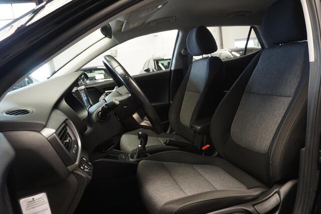 KIA Stonic 1.0 T-GDi 100PK/Trekhaak/17Inch./Camera/ DynamicLine