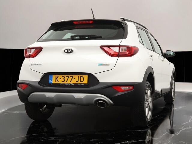 KIA Stonic 1.0 T-GDi MHEV DynamicLine - Navigatie via Apple Carplay/Android Auto - Airco - Cruise control - Fabrieksgarantie tot 01-2028