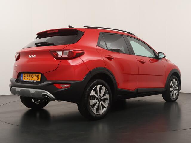 KIA Stonic 1.0 T-GDi MHEV DynamicPlusLine Airco - Apple Carplay/Android Auto - Cruise Control Adaptief - Led Koplampen - Navigatie - Voorstoelen verwarmd Fabrieksgarantie tot 05-2031