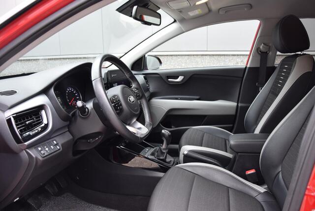 KIA Stonic 1.0 T-GDi DynamicPlusLine | KIA-garantie 2028!! | Dealer onderhouden | Navigatie |