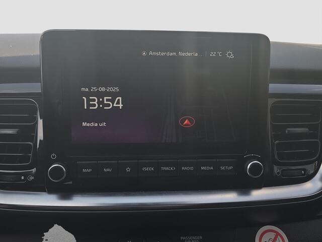 KIA Stonic 1.0 T-GDi MHEV DynamicPlusLine Automaat | Camera | LMV | Cruise | Navi | LED | Stoel- en Stuurverwarming | Privacy Glass | Apple Carplay & Android Auto |