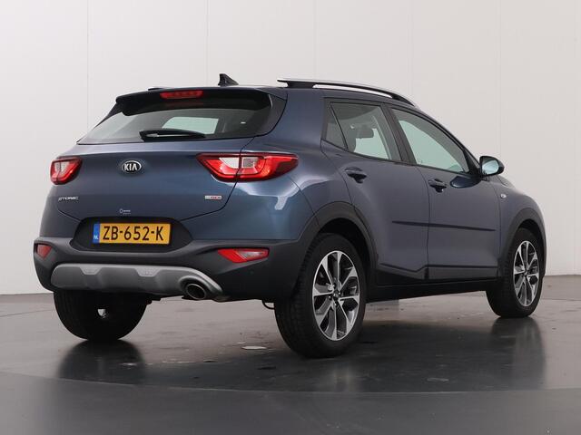 KIA Stonic 1.0 T-GDi DynamicLine | Navigatiesysteem | Parkeercamera | Cruise Control | Lederen Stuurwiel
