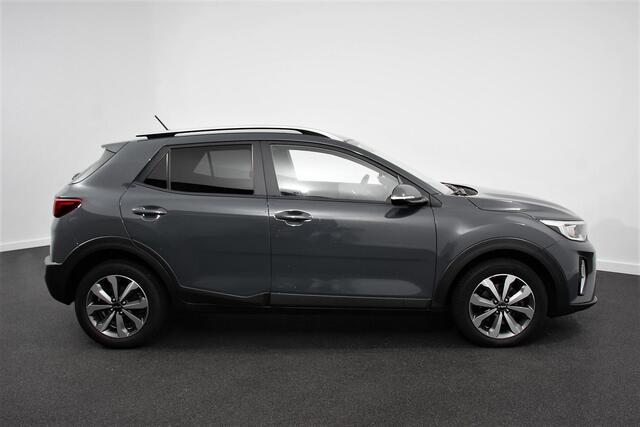 KIA Stonic 1.0 T-GDI 136pk MHEV Automaat Vision Kia Stonic 1.0 T-GDI 120pk MHEV Automaat Vision | Navigatie | Climate control | Camera | Cruise Control | Dab | 17" Lichtmetalen velgen