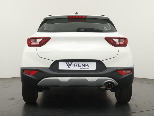KIA Stonic 1.0 T-GDi MHEV DynamicLine incl Inruilpremie - Achteruitrij camera - Apple Carplay/Android Auto - Navigatie - Cruise control - Fabrieksgarantie t/m 30-09-2032