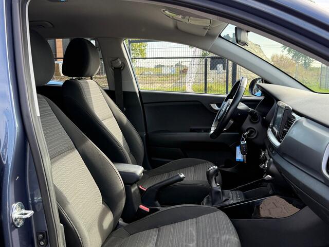 KIA Stonic 1.0 T-GDi DynamicLine | Climate control | Carplay | Stoel/Stuurverw. | Parkeersensoren