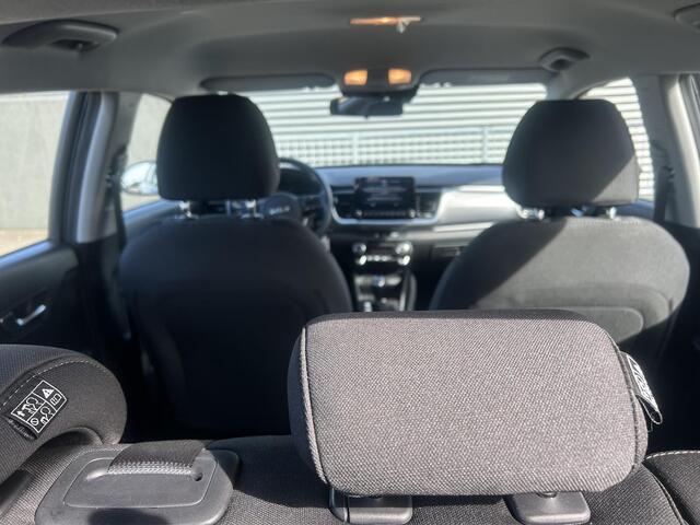 KIA Stonic 1.0 T-GDi MHEV DynamicLine Navigatie / Camera