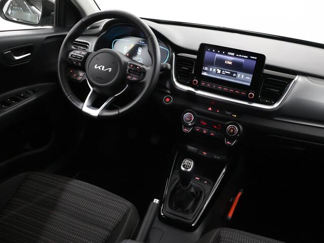KIA Stonic 1.0 T-GDi MHEV DynamicPlusLine | Navigatie | Parkeercamera | Apple Carplay/Android Auto | Climate Control | Stoelverwarming |
