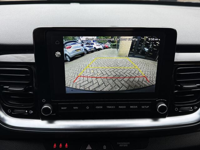 KIA Stonic 1.0 T-GDi MHEV DynamicLine Climate Control Navi Carplay Camera
