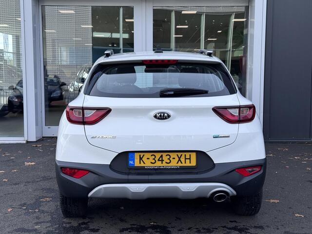 KIA Stonic 1.0 T-GDi MHEV DynamicLine Navigatie | Apple Carplay / Android Auto | Cruise control | Airconditioning | LM Velgen
