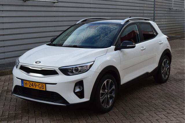 KIA Stonic 1.0 T-GDi DynamicPlusLine O.a: Haak, PDC, Camera, Carplay, Clima, Navi, Etc. All-in prijs!