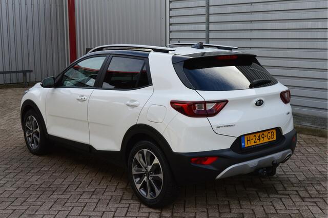 KIA Stonic 1.0 T-GDi DynamicPlusLine O.a: Haak, PDC, Camera, Carplay, Clima, Navi, Etc. All-in prijs!