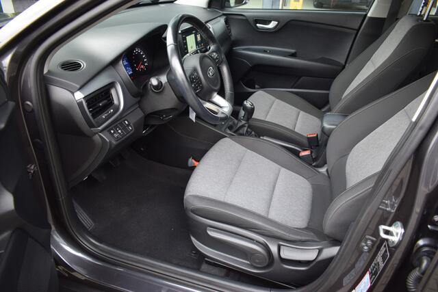 KIA Stonic 1.0 T-GDi DynamicLine | Airco | Cruise Control | Navigatie | Camera | Bluetooth | 17"LMV | Tot 10jr. Kia-Garantie