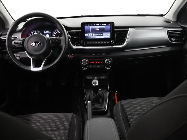 KIA Stonic 1.0 T-GDI MHEV DynamicPlusLine | Keyless | Navigatie | Parkeercamera | Apple Carplay/Android Auto | Climate Control |