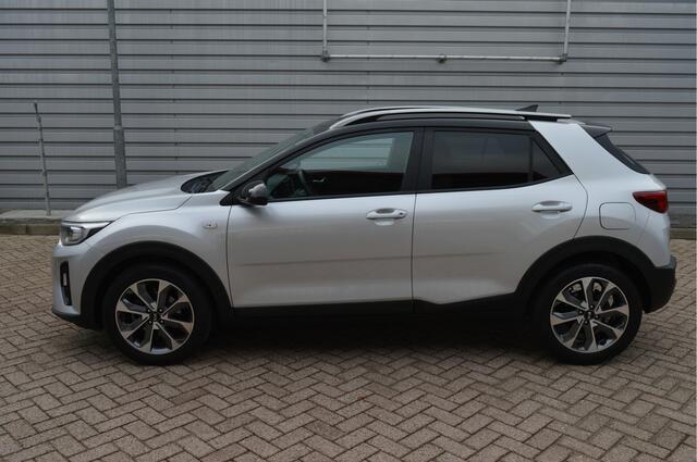 KIA Stonic 1.0 T-GDi Sports Edition O.a: PDC, Camera, Airco, Navi, Cruise, Carplay, Etc. All-in prijs!