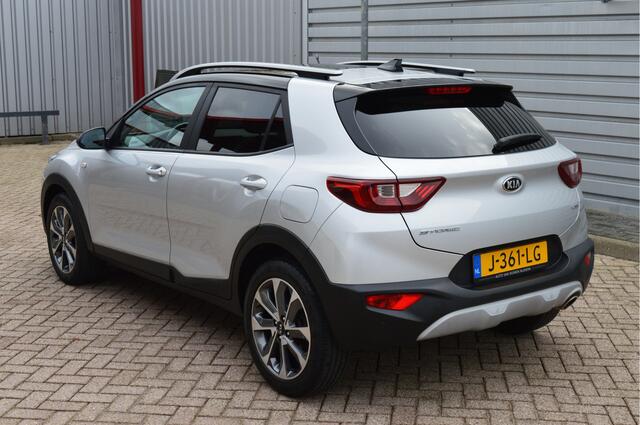 KIA Stonic 1.0 T-GDi Sports Edition O.a: PDC, Camera, Airco, Navi, Cruise, Carplay, Etc. All-in prijs!