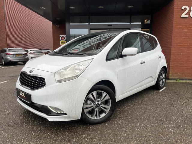 KIA VENGA 1.6 CVVT ExecutiveLine // NAVI // KEYLESS // STOEL+STUURVERWARMING // CAMERA+SENSOREN //