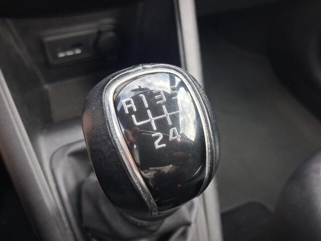 KIA VENGA 1.4 CVVT DynamicPLusLine | Nieuw Binnen! | Clima | Navi | Trekhaak