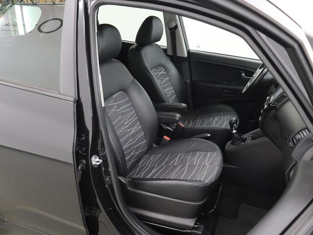 KIA VENGA 1.4 CVVT DynamicPLusLine | Trekhaak | Navigatie | Parkeercamera | Climate Control | Cruise Control |