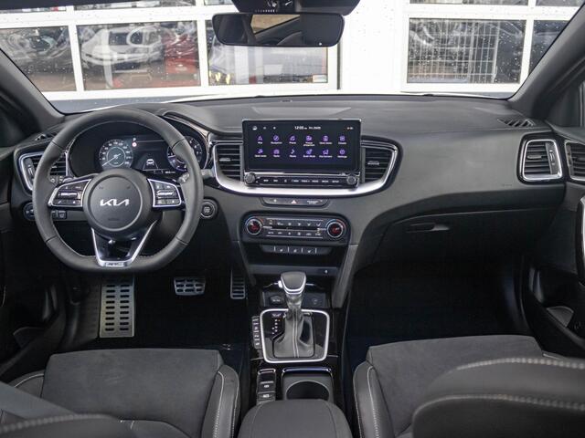 KIA Xceed 1.5 T-GDi GT-PlusLine | Automaat | Pano dak | 18" velgen | Clima | Cruise | GT interieur