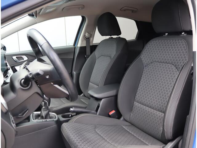 KIA Xceed 1.0 T-GDi ComfortLine | Stoelverwarming | Parkeercamera | LED