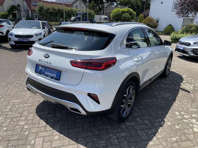KIA Xceed 1.6 GDi PHEV DynamicPlusLine | Trekhaak, Schuifdak, Dealer onderhouden, 1e eigenaar, Parkeersensoren V+A, 18 inch velgen!