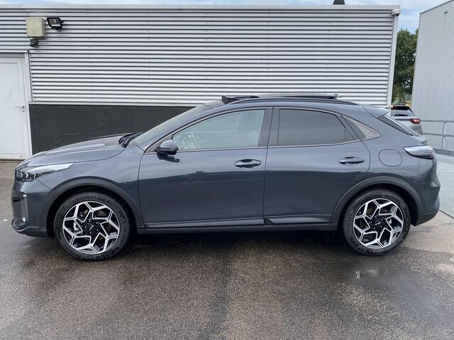 KIA Xceed 1.5 T-GDi GT-Line DIRECT LEVERBAAR! ACTIE! Panoramisch schuif-/kanteldak, dodehoek detectie, navigatie Apple CarPlay/Android Auto, adaptieve cruise control, achteruitrij camera,