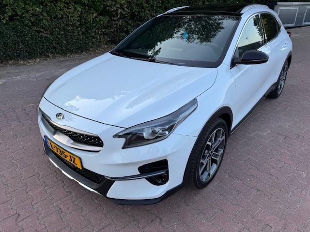 KIA Xceed 1.5 T-GDi MHEV DYNAMIC PLUS LINE/PANO/ACARPLAY/HLEER/LED/FABRIEKSGARANTIE