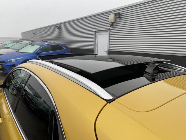 KIA Xceed 1.0 T-GDi DynamicPlusLine Nieuw geleverd en onderhouden incl: Schuif-/kanteldak, stoel- & stuurverwarming, achteruitrij camera, keyless, navigatie, Apple CarPlay/Android Auto, cruise control,