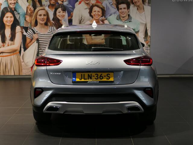 KIA Xceed 1.6 GDi PHEV DynamicPlusLine *Elektrische kofferbakklep* - Stuur en stoelverwarming, dodehoek