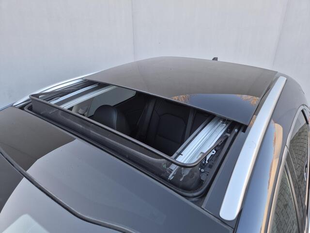 KIA Xceed 1.6 GDi PHEV Plug-in ExecutiveLine Automaat / Accu SOH 100% / EAER bereik 42 km bereik stad 54 km / Glazen schuif- en kanteldak / Elektrische achterklep / Trekgewicht 1300 kg /