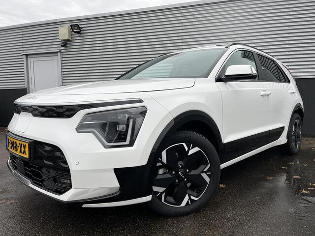 KIA e-Niro EV DynamicPlusLine 64.8 kWh Schuif/kanteldak, Navigatie, Dodehoekdetectie, Lederen bekleding, Stoel- & Stuurwielverwarming, Parkeersensoren voor & achter, BTW-auto, Elektrische achterklep