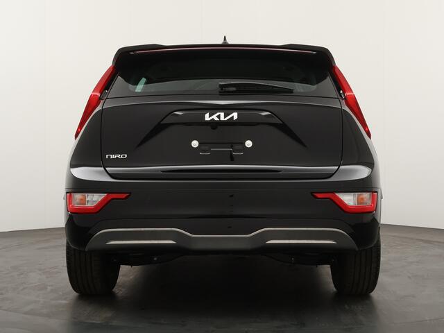 KIA e-Niro EV DynamicLine 64.8 kWh - Nu of nooit *¤ 5.000,- korting ( *inclusief SEPP subsidie ) - Navigatie - Apple Carplay/Android Auto - Parkeersensoren voor en achter - Fabrieksgarantie tot 2032