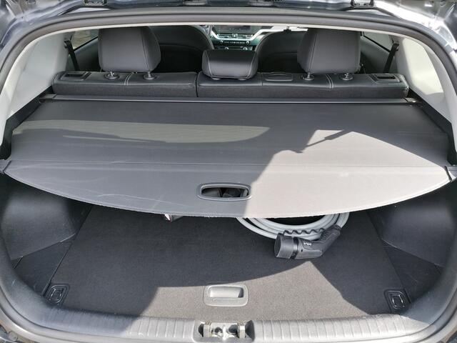 KIA e-Niro DynamicPlusLine 64 kWh | NAVI | SCHUIF/ KANTEL DAK | APPLE CARPLAY/ ANDROID AUTO | FABRIEKSGARANTIE | Wij bieden ook financiering mogelijkheden aan.