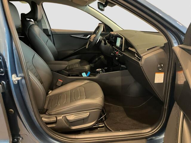 KIA e-Niro EV Air 64.8 kWh | NIEUWE AUTO | SNEL RIJDEN! | Parkeercamera | Navigatie | Climatronic | AndroidAuto / Apple Carplay | Leder |