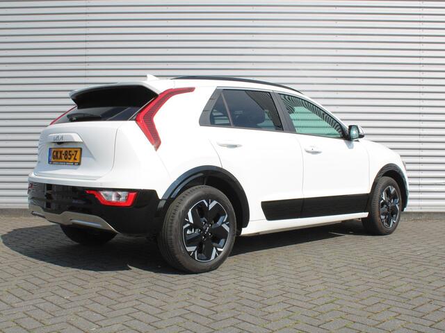 KIA e-Niro EV Light Advanced 64.8 kWh | Cargo uitvoering | Stuur-/stoelverwarming | Camera | Cruise adapt. | 17" LM | Clima |