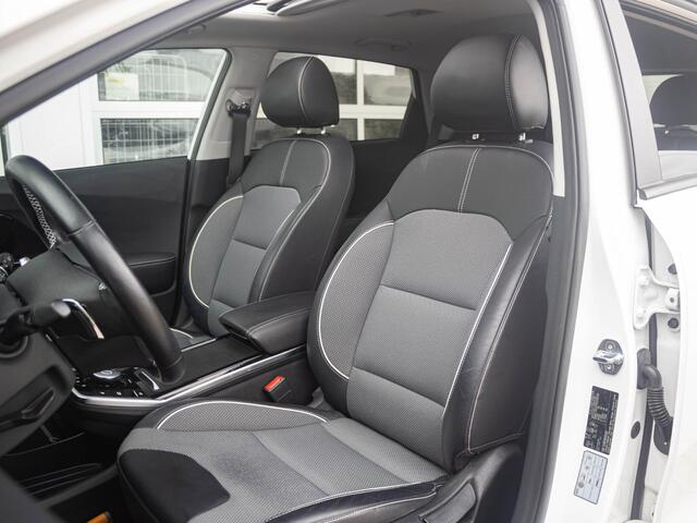 KIA e-Niro DynamicPlusLine 64 kWh l Stoel verwarming l Stuurwiel verwarming l 3 Fase l Trekhaak