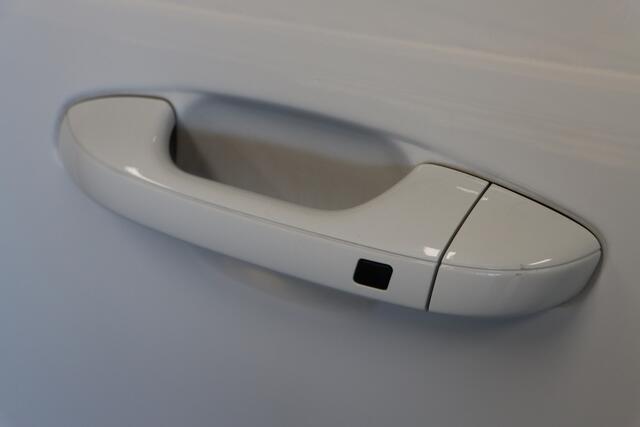 KIA e-Niro EV Light Edition 64.8 kWh