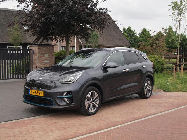 KIA e-Niro ExecutiveLine 64 kWh | Camera | Apple Carplay | Cruise Control | JBL | Leer |