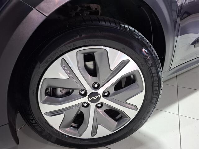 KIA e-Niro DynamicLine 64 kWh Apple Carplay/Android Auto, Navigatie, achteruitrijcamera